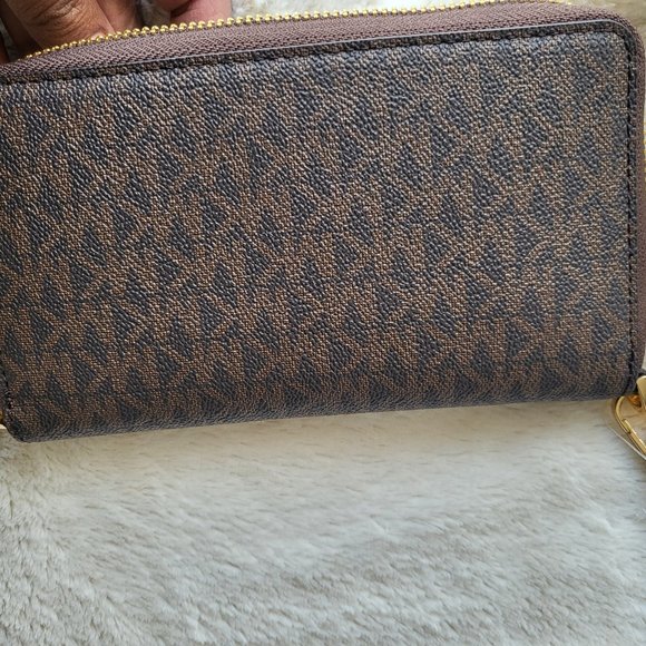 Michael Kors Jet Set Travel Large Flat Phone Case Brown - Picture 8 of 8